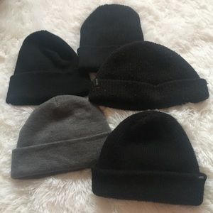 Bundle of 5 beanies for 20$!!!!